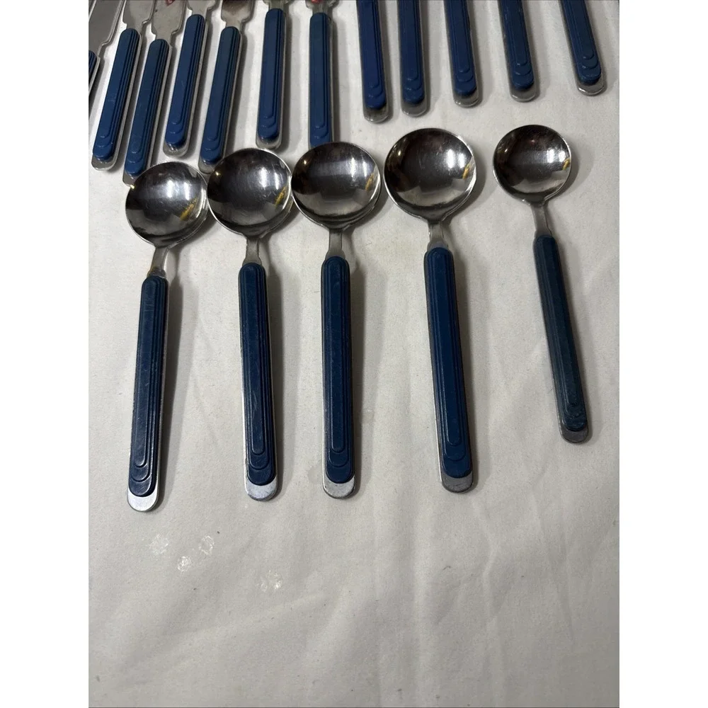 Crown Corning Stainless Korea Blue Ribbed Plastic Handles 20 Piece. Vintage